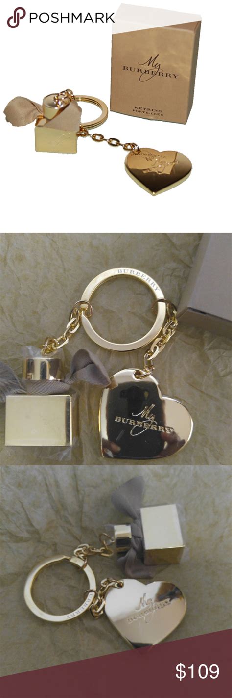 fake burberry keyring